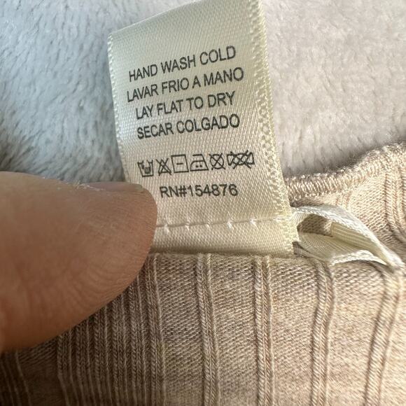 Bozzolo Oatmeal Long Sleeve Button Up Crop Lettuce Hem Blouse Size M Academia - Picture 8 of 11